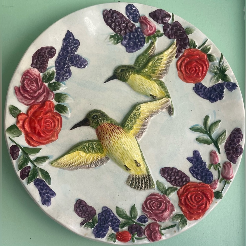 Vintage 3D Hummingbird Bird Plate Wall Hanging Beautiful Vibrant Colors